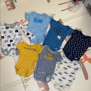 Baby bodysuits